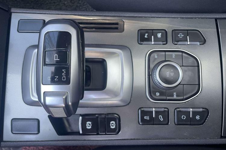 Used Haval H6 Coupe 2017 Red-Label 2.0T Automatic Two-Wheel Drive Elite Model Interior 8