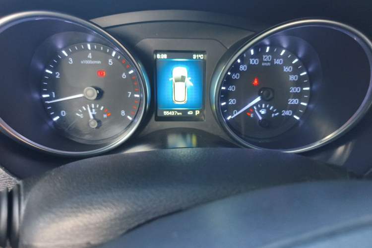 Used Haval H6 Coupe 2017 Blue Label 2.0T Automatic Two-Wheel Drive Elite Model Odometer Close Up