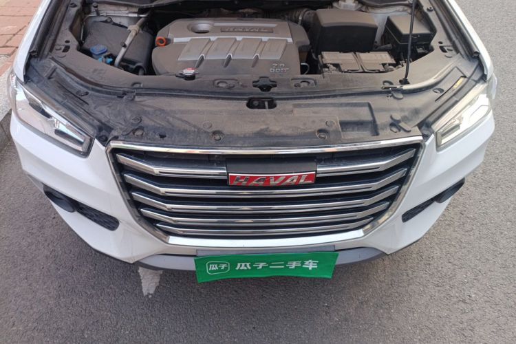 Used Haval H6 Coupe 2017 Red Label 2.0T Automatic Two-Wheel Drive Prestige Model Engine Bay