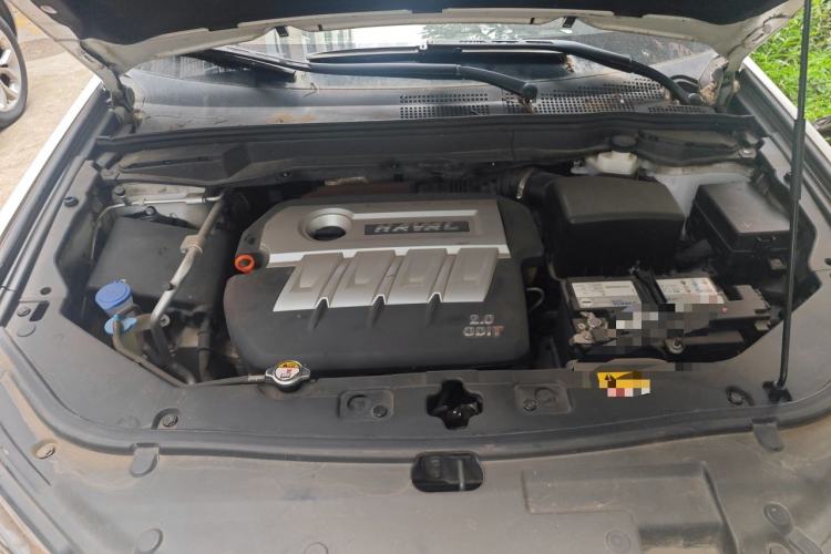 Used Haval H6 Coupe 2017 Red-Label 2.0T Automatic Two-Wheel Drive Urban Model Engine Bay