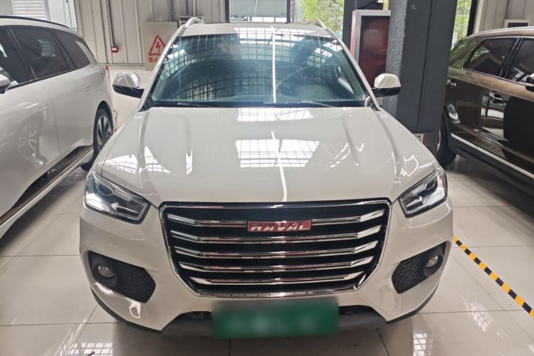 Used Haval H6 Coupe 2017 Red-Label 2.0T Automatic Two-Wheel Drive Urban Model Exterior 1