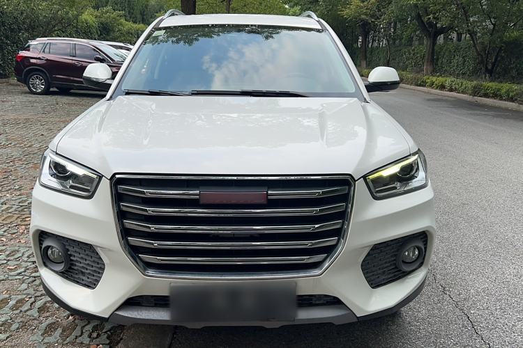 Used Haval H6 Coupe 2017 Red Label 2.0T Manual Two-Wheel Drive Elite Model Exterior 1