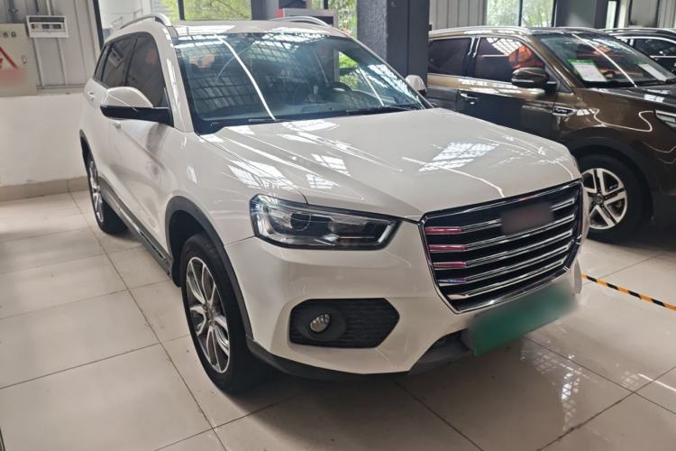 Used Haval H6 Coupe 2017 Red-Label 2.0T Automatic Two-Wheel Drive Urban Model Exterior 2