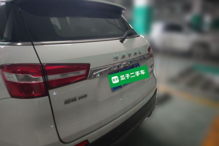 Used Haval H6 Coupe 2017 Red-Label Diesel 2.0T Manual Two-Wheel Drive Elite Model China V Standard Exterior 4
