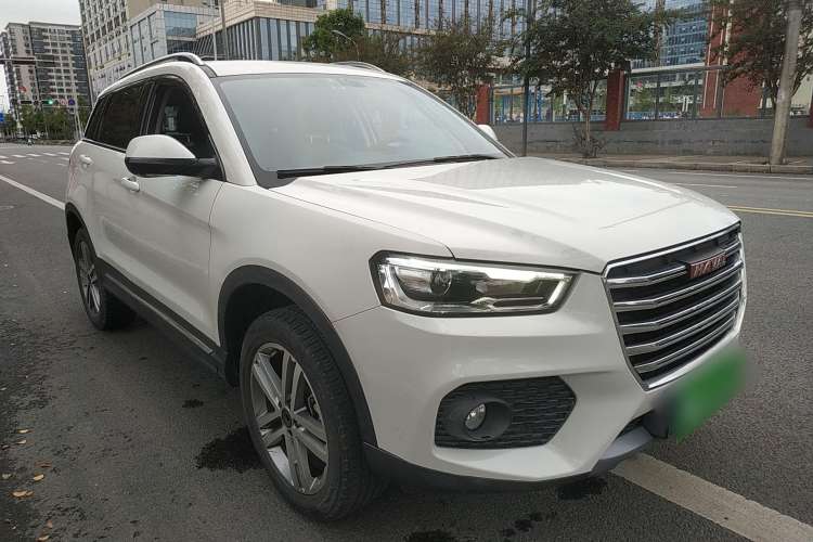 Used Haval H6 Coupe 2017 Red Label 2.0T Automatic Two-Wheel Drive Prestige Model Front Right 45 Deg
