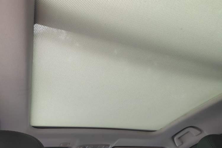 Used Haval H6 Coupe 2017 Red-Label 2.0T Automatic Two-Wheel Drive Elite Model Headliner