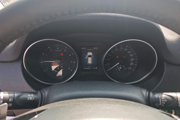Used Haval H6 Coupe 2017 Red-Label 2.0T Automatic Two-Wheel Drive Elite Model Instrument Cluster