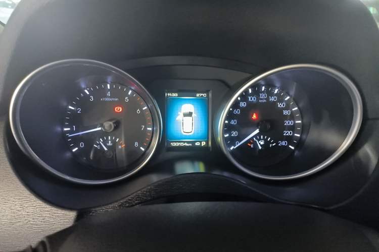 Used Haval H6 Coupe 2017 Red Label 2.0T Automatic Two-Wheel Drive Prestige Model Instrument Cluster