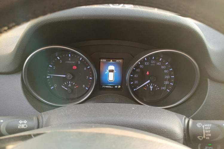 Used Haval H6 Coupe 2017 Red-Label 2.0T Automatic Two-Wheel Drive Urban Model Instrument Cluster