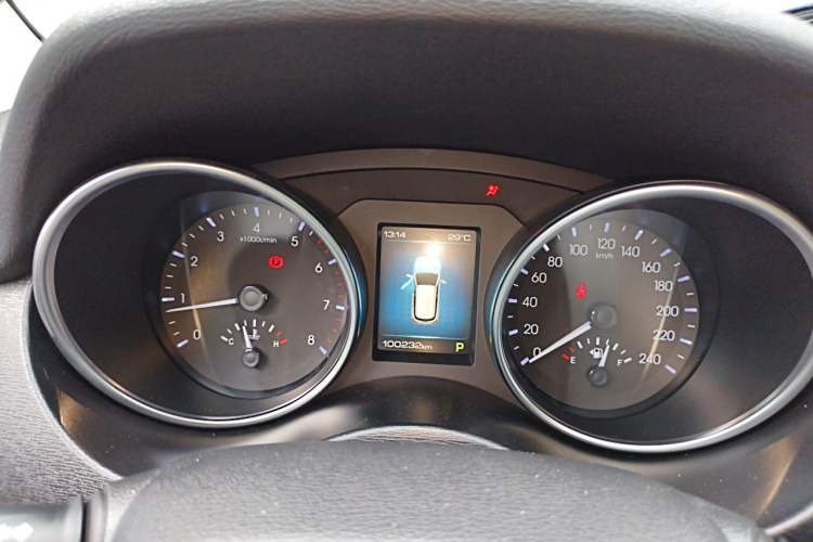 Used Haval H6 Coupe 2017 Red-Label 2.0T Automatic Two-Wheel Drive Elite Model Instrument Cluster