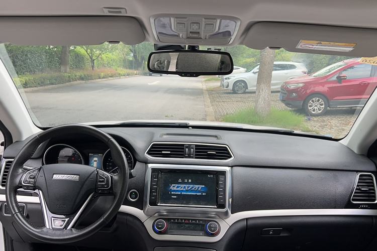 Used Haval H6 Coupe 2017 Red Label 2.0T Manual Two-Wheel Drive Elite Model Interior 5