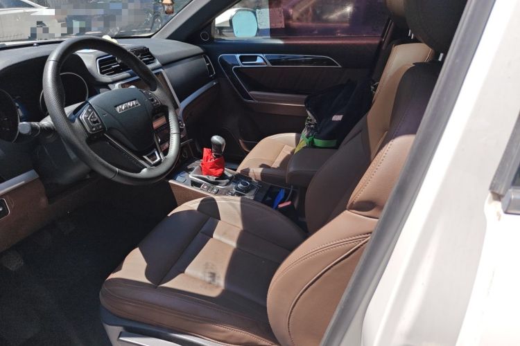 Used Haval H6 Coupe 2017 Red Label 2.0T Manual Two-Wheel-Drive Urban Model Left Front Seat