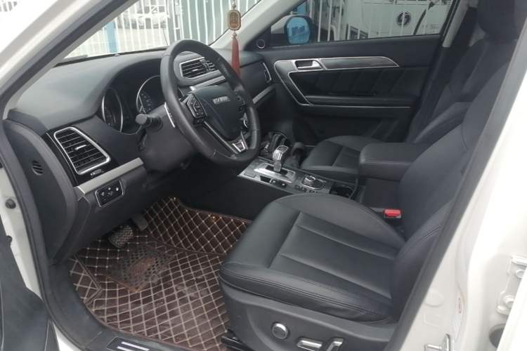 Used Haval H6 Coupe 2017 Red-Label 2.0T Automatic Two-Wheel Drive Elite Model Left Front Seat