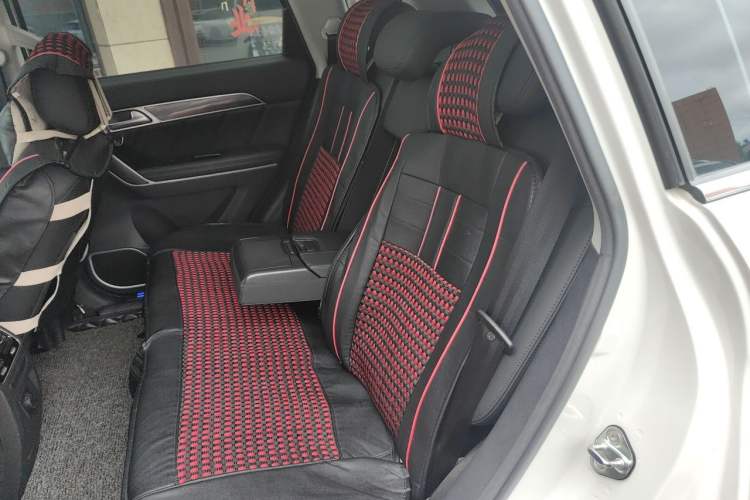 Used Haval H6 Coupe 2017 Red-Label Diesel 2.0T Manual 4x4 Elite Model China V Standard Left Rear Seat