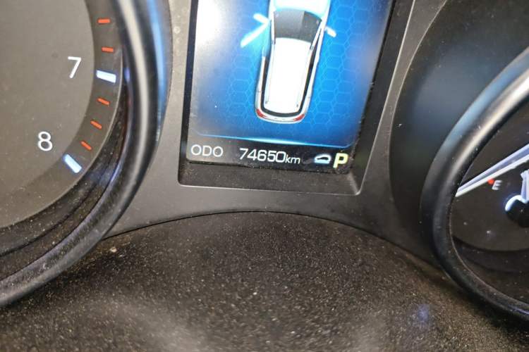 Used Haval H6 Coupe 2017 Blue Label 2.0T Automatic Two-Wheel Drive Elite Model Odometer Close Up