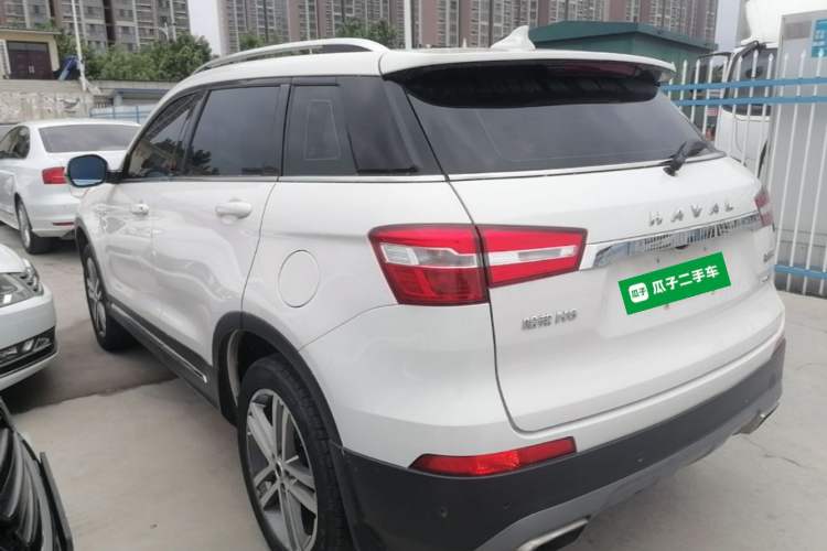Used Haval H6 Coupe 2017 Red-Label 2.0T Automatic Two-Wheel Drive Elite Model Rear Left 45 Deg