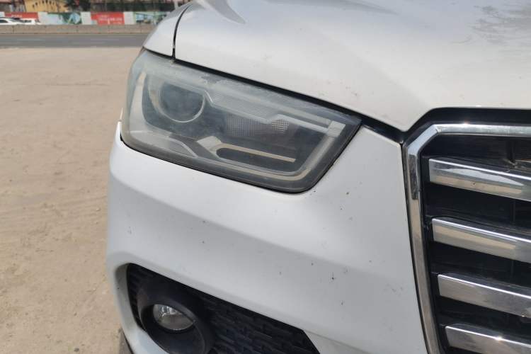 Used Haval H6 Coupe 2017 Red-Label 2.0T Automatic Two-Wheel Drive Elite Model Right Front Headlight