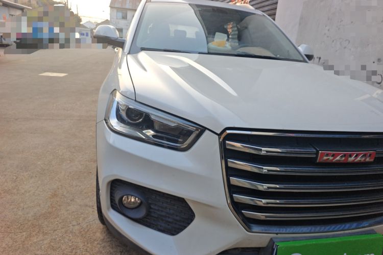 Used Haval H6 Coupe 2017 Red-Label 2.0T Automatic Two-Wheel Drive Elite Model Right Front Headlight