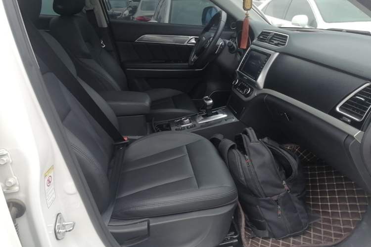Used Haval H6 Coupe 2017 Red-Label 2.0T Automatic Two-Wheel Drive Elite Model Right Front Seat