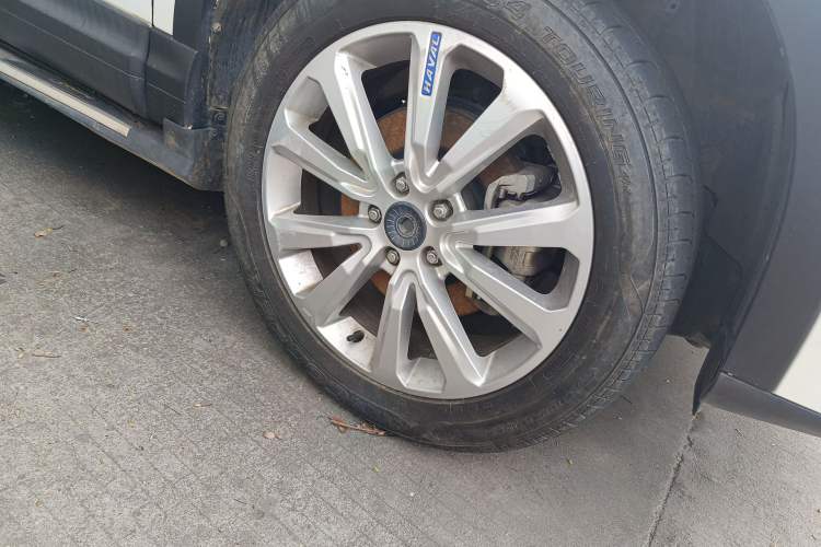 Used Haval H6 Coupe 2017 Blue Label 2.0T Automatic Two-Wheel Drive Elite Model Right Front Wheel Hub