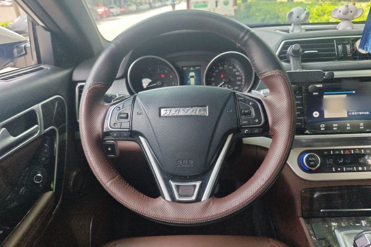 Used Haval H6 Coupe 2017 Red-Label 2.0T Automatic Two-Wheel Drive Elite Model Steering Wheel