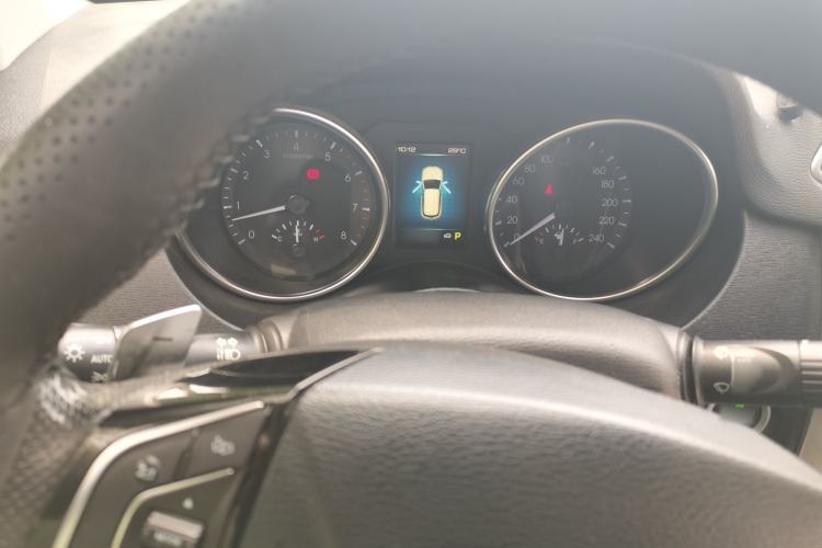 Used Haval H6 Coupe 2017 Red-Label 2.0T Automatic Two-Wheel Drive Elite Model Steering Wheel