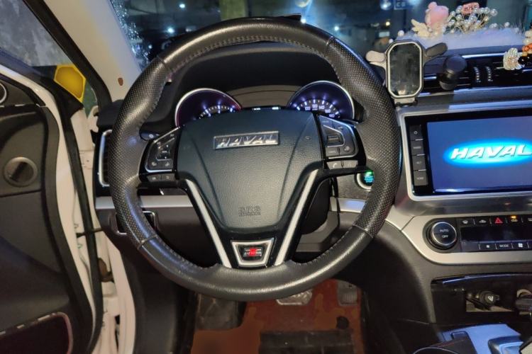 Used Haval H6 Coupe 2017 Red-Label 2.0T Automatic Two-Wheel Drive Urban Model Steering Wheel