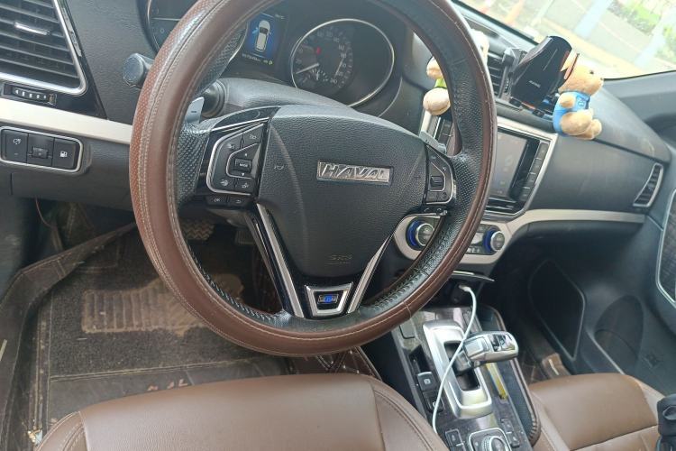 Used Haval H6 Coupe 2017 Blue Label 2.0T Automatic Two-Wheel Drive Elite Model Steering Wheel