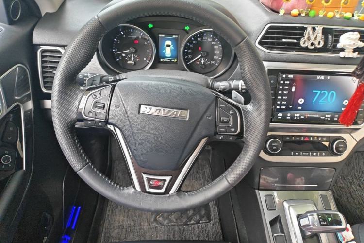 Used Haval H6 Coupe 2017 Red-Label 2.0T Automatic Two-Wheel Drive Elite Model Steering Wheel
