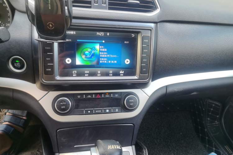 Used Haval H6 Coupe 2018 Blue Label 1.5T Automatic Two-Wheel Drive Ultra-Luxury Model Audio And AC Panel