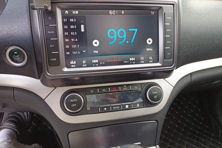 Used Haval H6 Coupe 2018 Blue Label 1.5T Automatic Two-Wheel Drive Luxury Model Audio And AC Panel