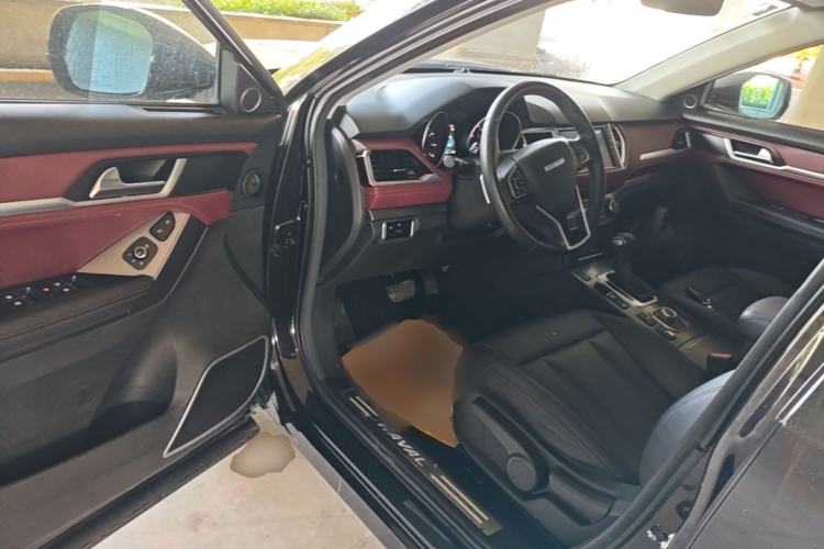 Used Haval H6 Coupe 2018 Red-Label 1.5T Automatic Two-Wheel Drive Luxury Model Driver Seat