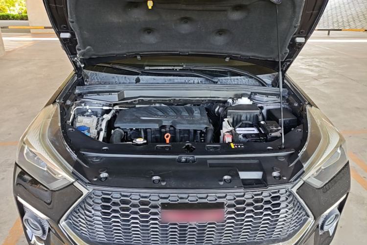 Used Haval H6 Coupe 2018 Red-Label 1.5T Automatic Two-Wheel Drive Luxury Model Engine Bay