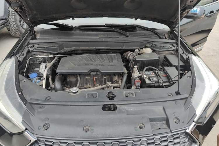 Used Haval H6 Coupe 2018 Red-Label 1.5T Automatic Two-Wheel Drive Ultra-Luxury Model Engine Bay