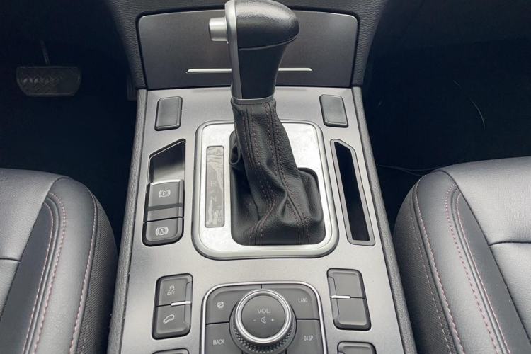 Used Haval H6 Coupe 2018 Blue Label 1.5T Automatic Two-Wheel Drive Luxury Model Gear Lever