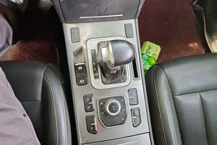 Used Haval H6 Coupe 2018 Red-Label 1.5T Automatic Two-Wheel Drive Luxury Model Gear Lever