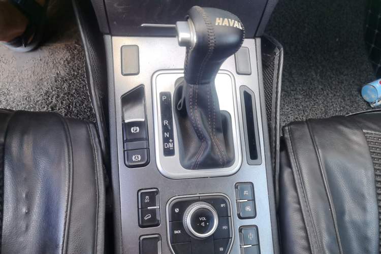 Used Haval H6 Coupe 2018 Blue Label 1.5T Automatic Two-Wheel Drive Ultra-Luxury Model Gear Lever