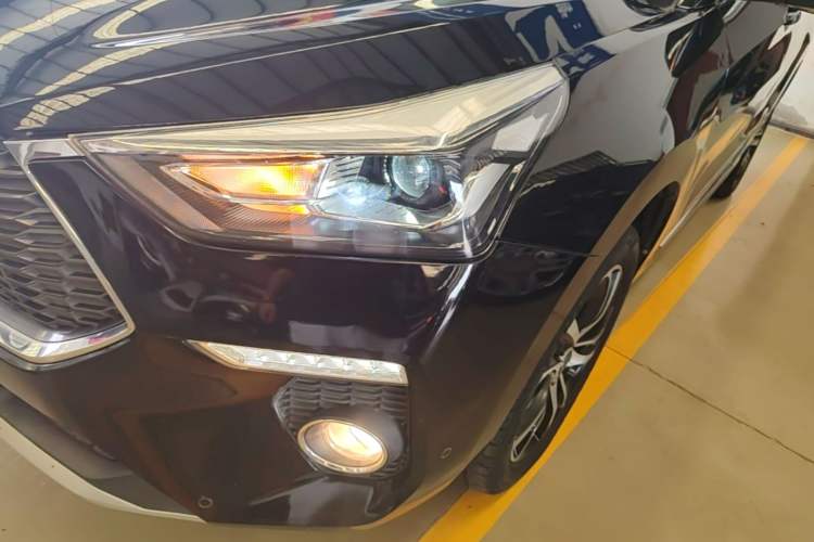 Used Haval H6 Coupe 2018 Red-Label 1.5T Automatic Two-Wheel Drive Ultra-Luxury Model Left Front Headlight