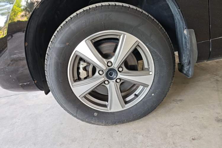 Used Haval H6 Coupe 2018 Red-Label 1.5T Automatic Two-Wheel Drive Luxury Model Left Front Wheel Hub