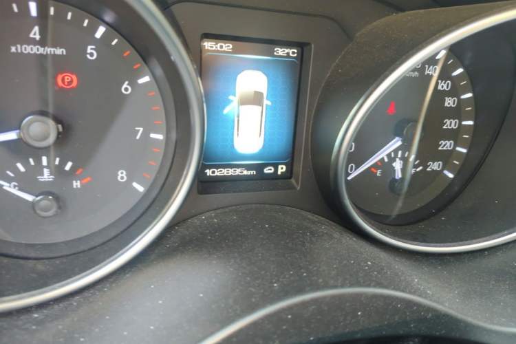 Used Haval H6 Coupe 2018 Red-Label 1.5T Automatic Two-Wheel Drive Ultra-Luxury Model Odometer Close Up