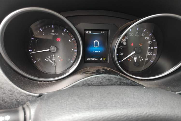 Used Haval H6 Coupe 2018 Blue Label 1.5T Automatic Two-Wheel Drive Luxury Model Odometer Close Up