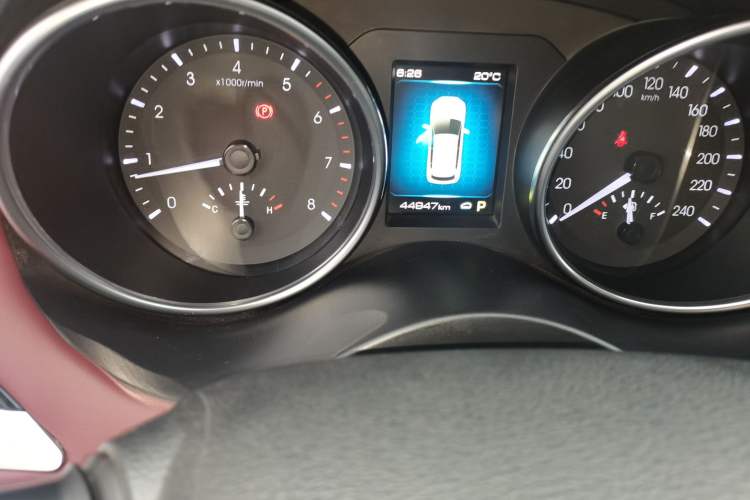 Used Haval H6 Coupe 2018 Red-Label 1.5T Automatic Two-Wheel Drive Ultra-Luxury Model Odometer Close Up