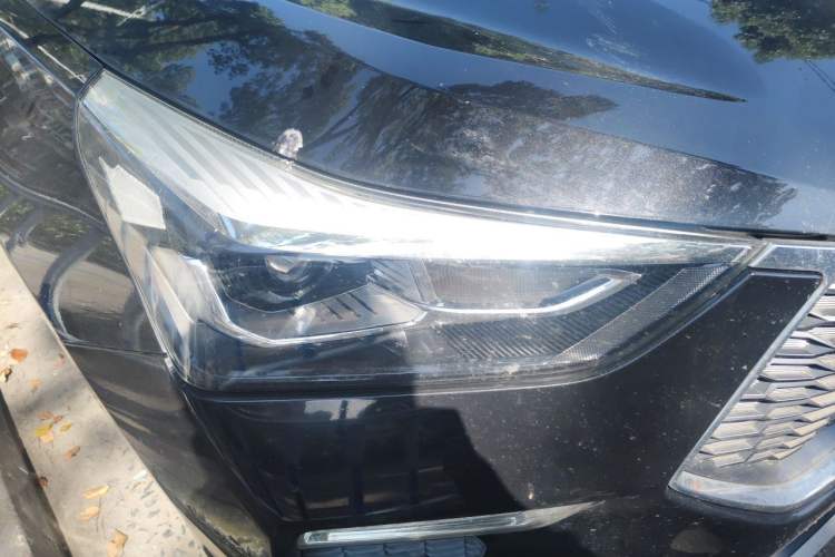 Used Haval H6 Coupe 2018 Red-Label 1.5T Automatic Two-Wheel Drive Ultra-Luxury Model Right Front Headlight