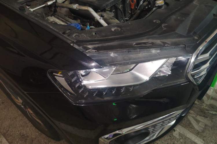 Used Haval H6 Coupe 2018 Blue Label 1.5T Automatic Two-Wheel Drive Luxury Model Right Front Headlight