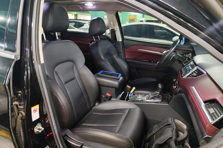 Used Haval H6 Coupe 2018 Red-Label 1.5T Automatic Two-Wheel Drive Ultra-Luxury Model Right Front Seat