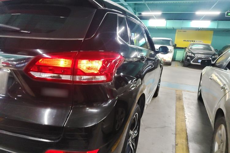 Used Haval H6 Coupe 2018 Red-Label 1.5T Automatic Two-Wheel Drive Ultra-Luxury Model Right Rear Taillight
