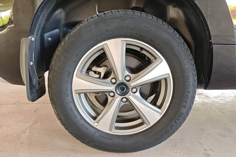 Used Haval H6 Coupe 2018 Red-Label 1.5T Automatic Two-Wheel Drive Luxury Model Right Rear Wheel Hub