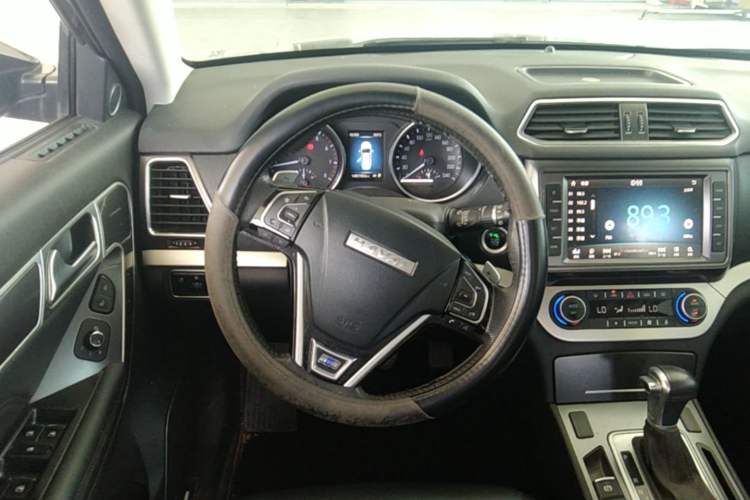 Used Haval H6 Coupe 2018 Blue Label 1.5T Automatic Two-Wheel Drive Luxury Model Steering Wheel