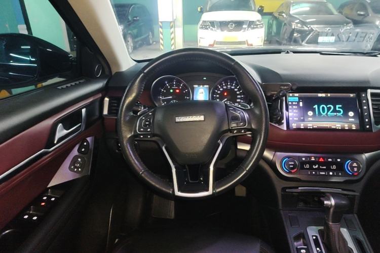 Used Haval H6 Coupe 2018 Red-Label 1.5T Automatic Two-Wheel Drive Ultra-Luxury Model Steering Wheel