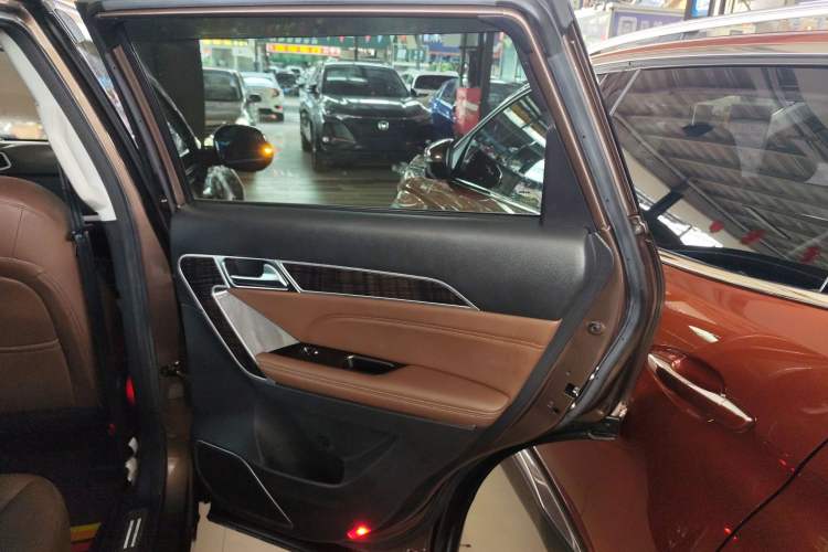 Used Haval H6 Coupe 2018 Blue Label 1.5T Automatic Two-Wheel Drive Ultra-Luxury Model Interior 6